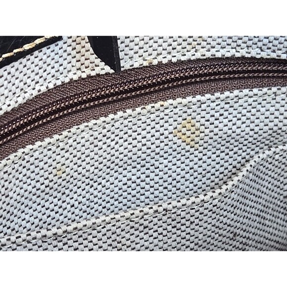 Dooney And Bourke Pebble Leather Crossbody Shoulder Bag Black Magnetic Snap Hobo - Picture 9 of 16